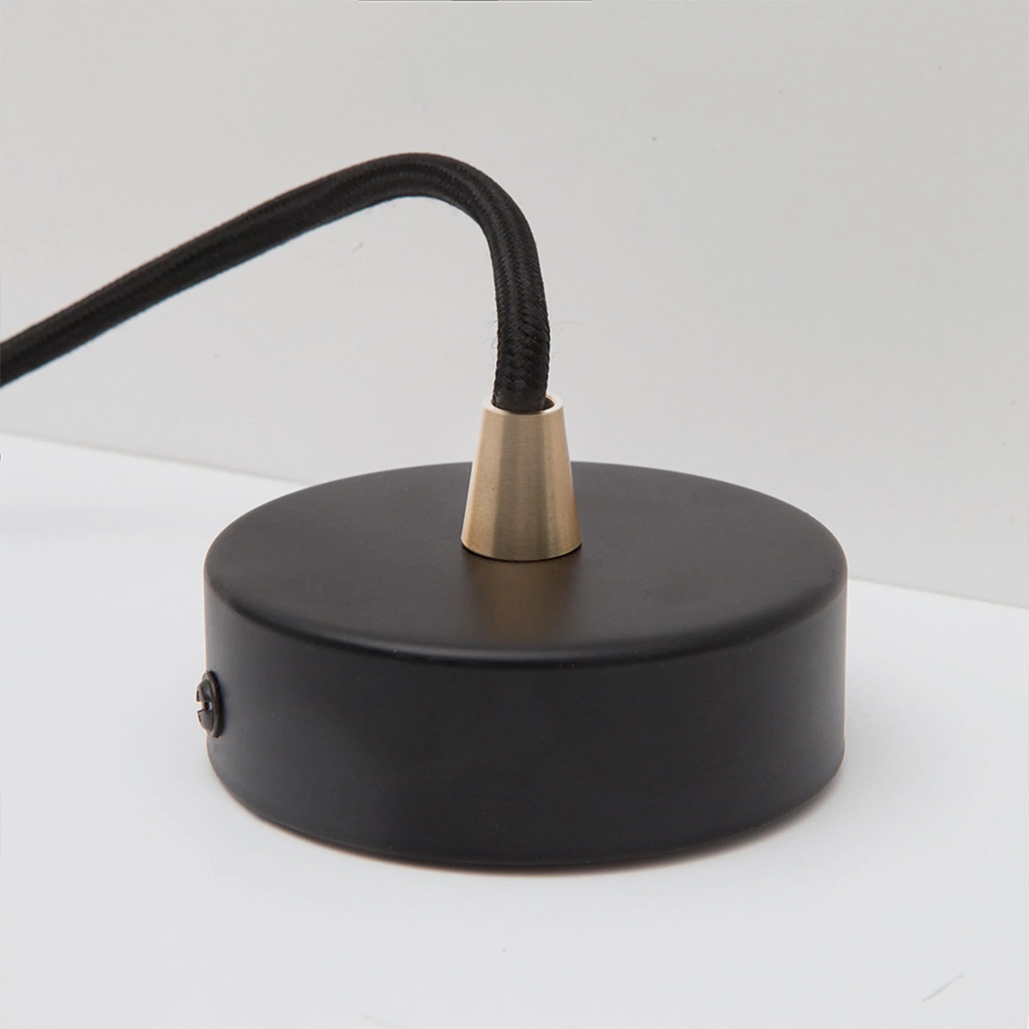 Enno Pendant Light in Brass - Image 6