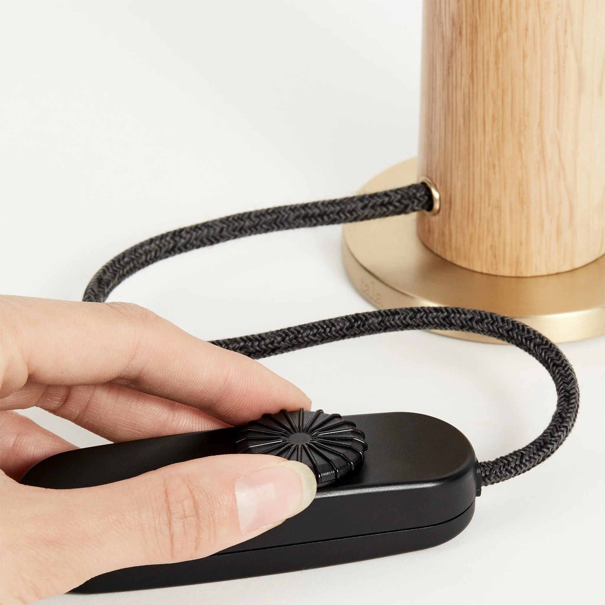 Knuckle Table Lamp in Oak + Enno - Image 4