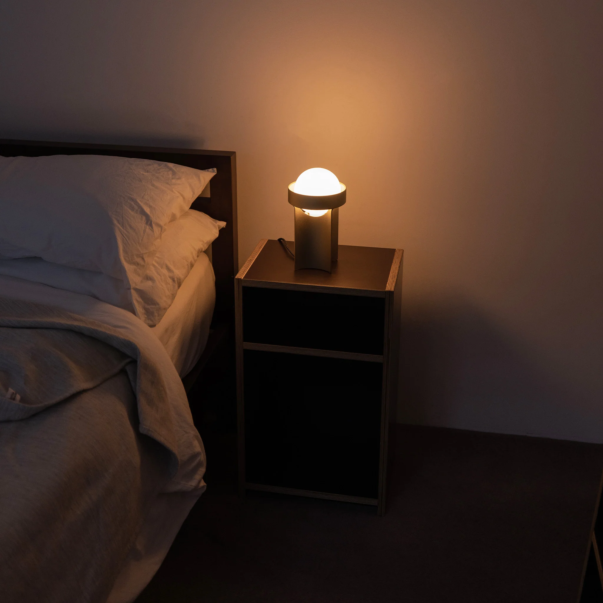 Loop Table Lamp in Gold + Sphere III - Image 6