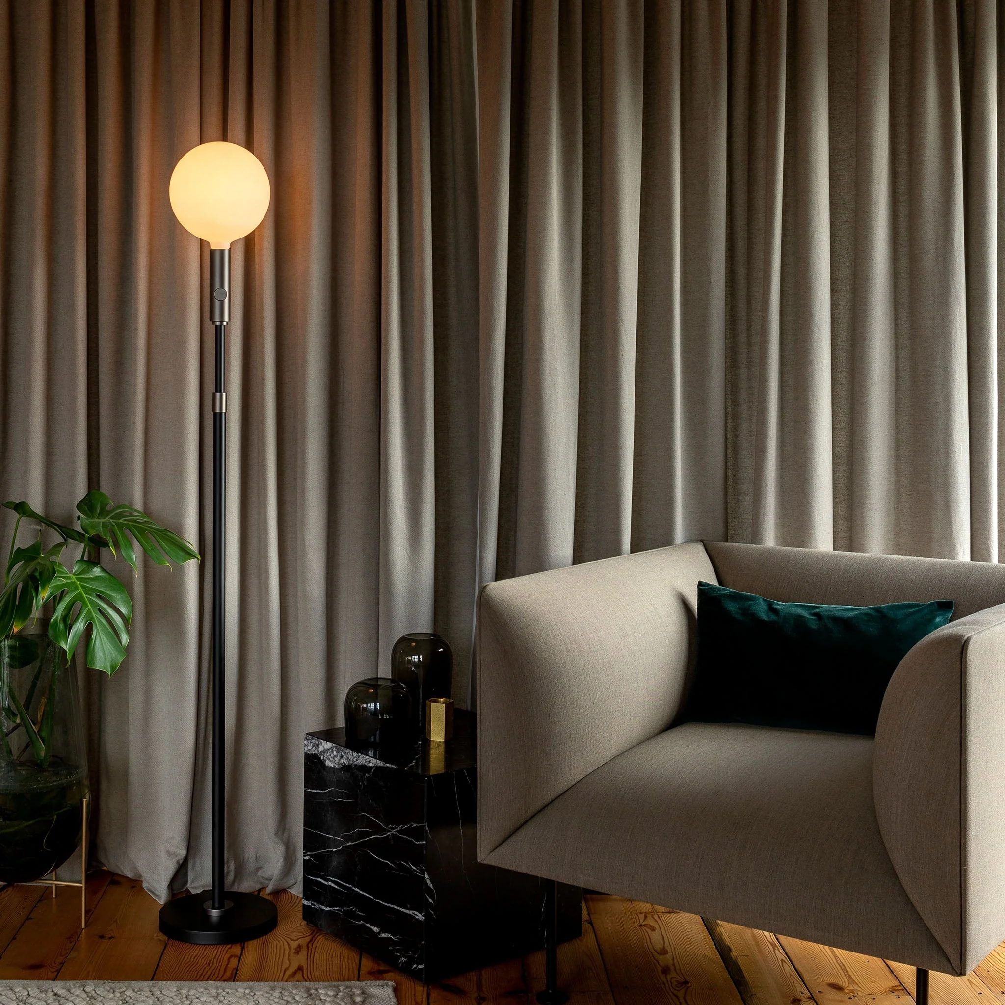 Poise Adjustable Floor Lamp in Graphite - Image 5