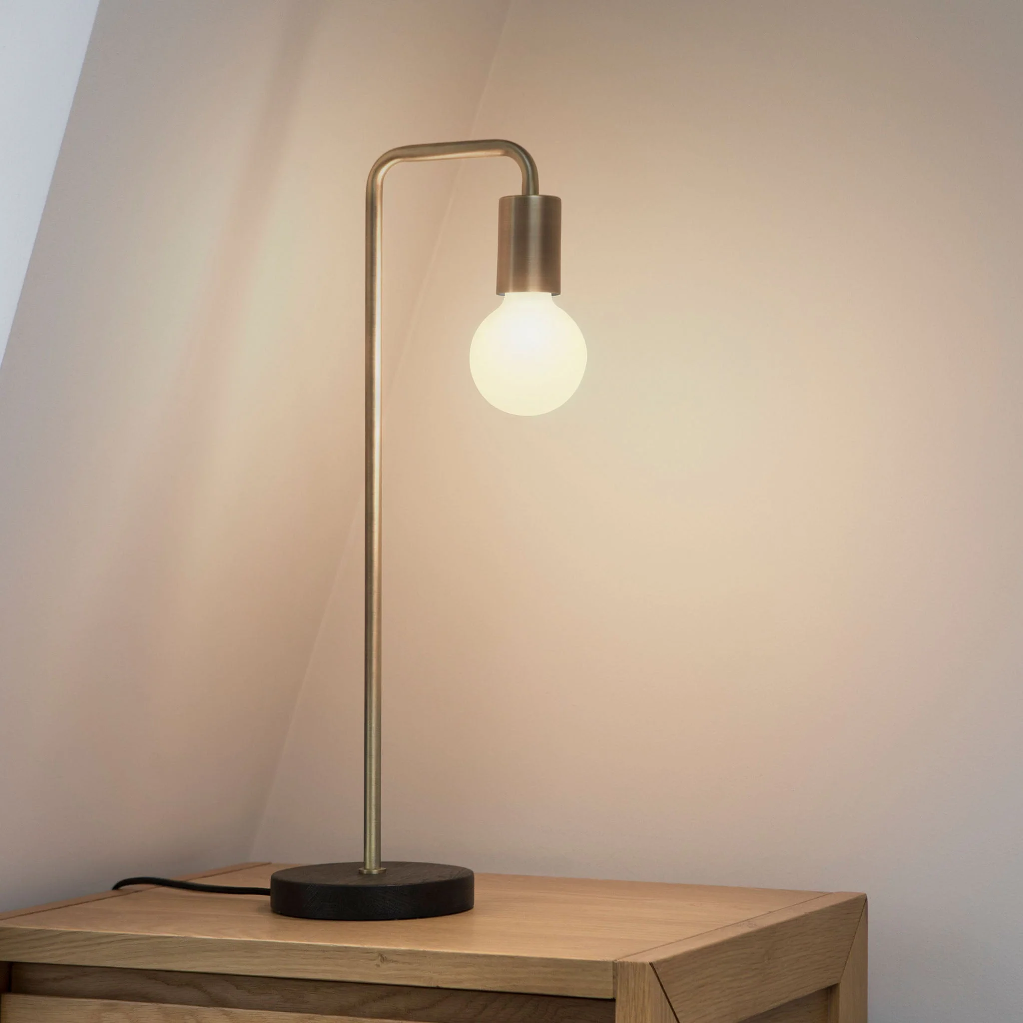 Porcelain II E27 LED Bulb - Image 3