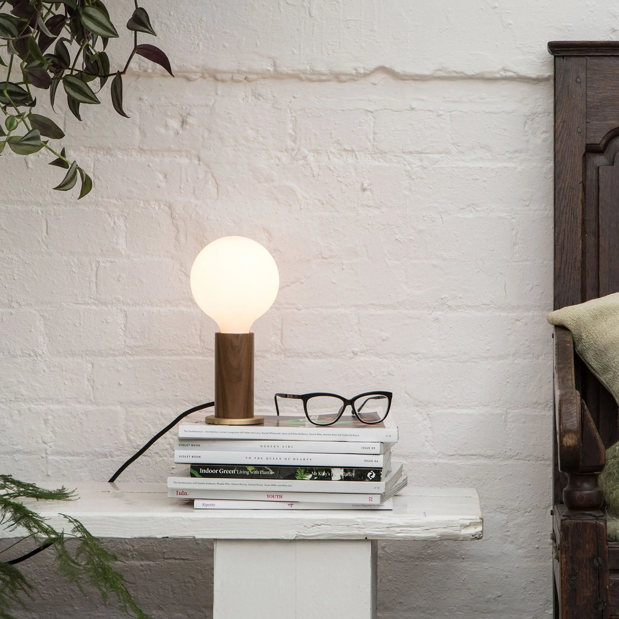 Porcelain III E27 LED Bulb - Image 3