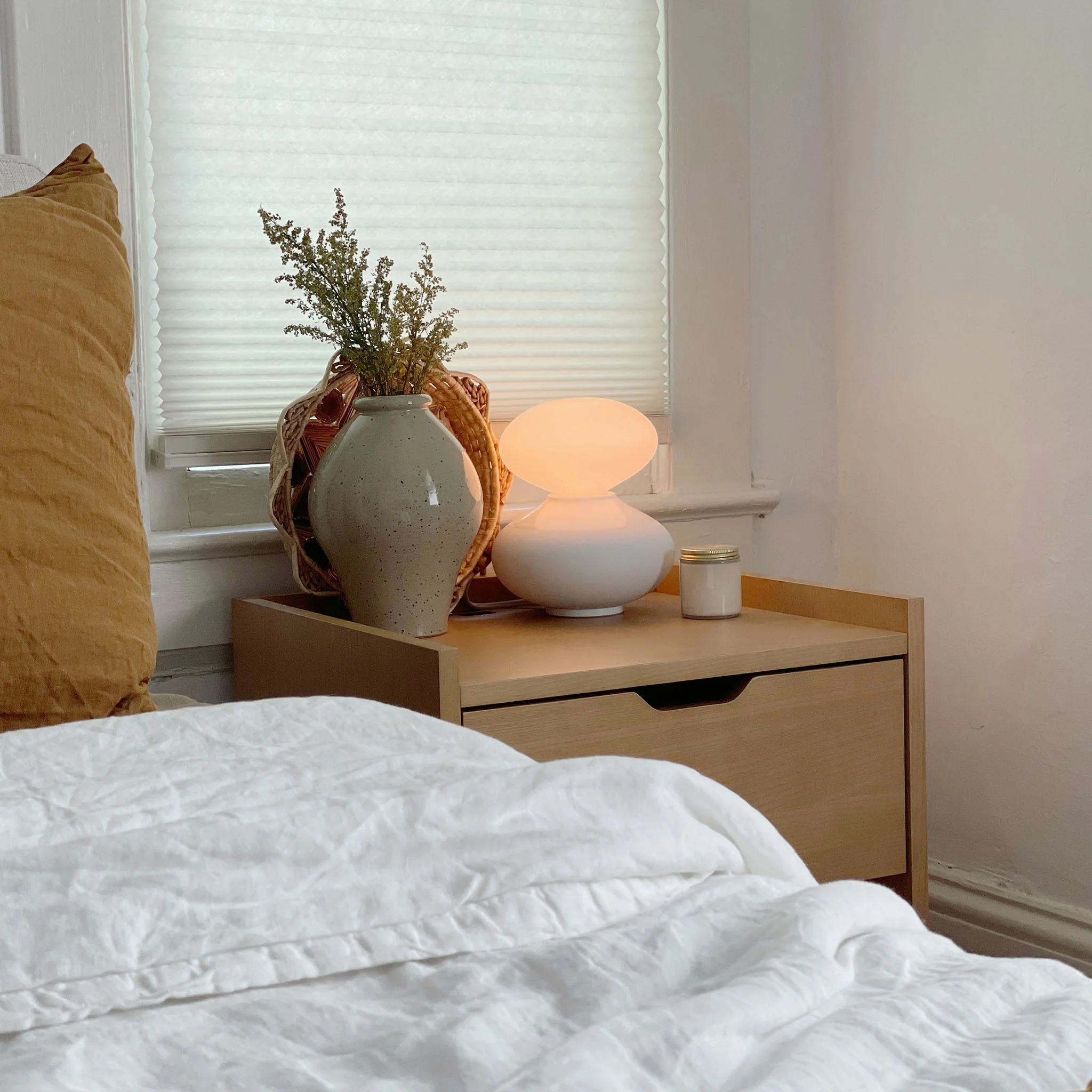 Reflection Oval Table Lamp - Image 3