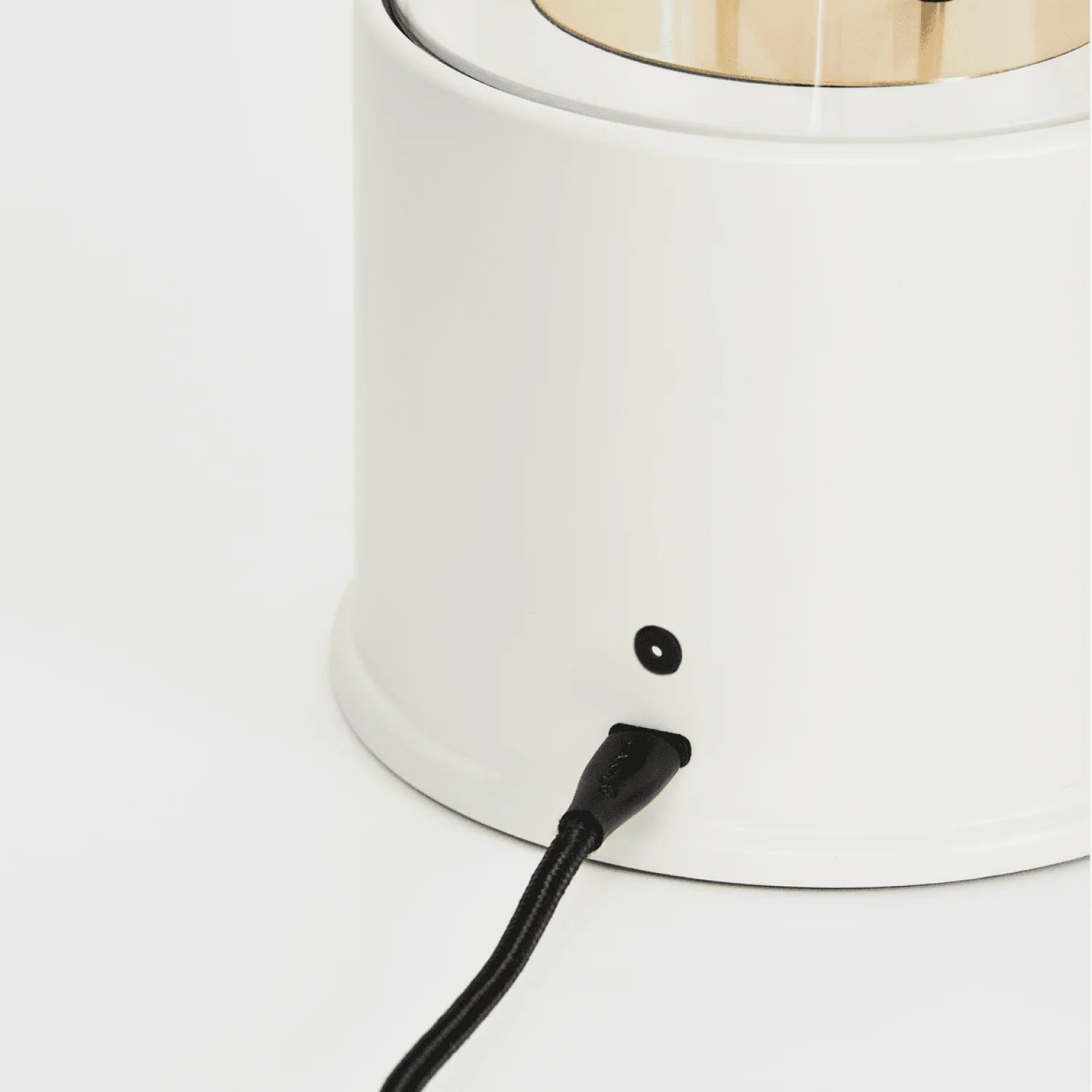 The Muse 2.0 Portable Lamp in Candlenut White - Image 9