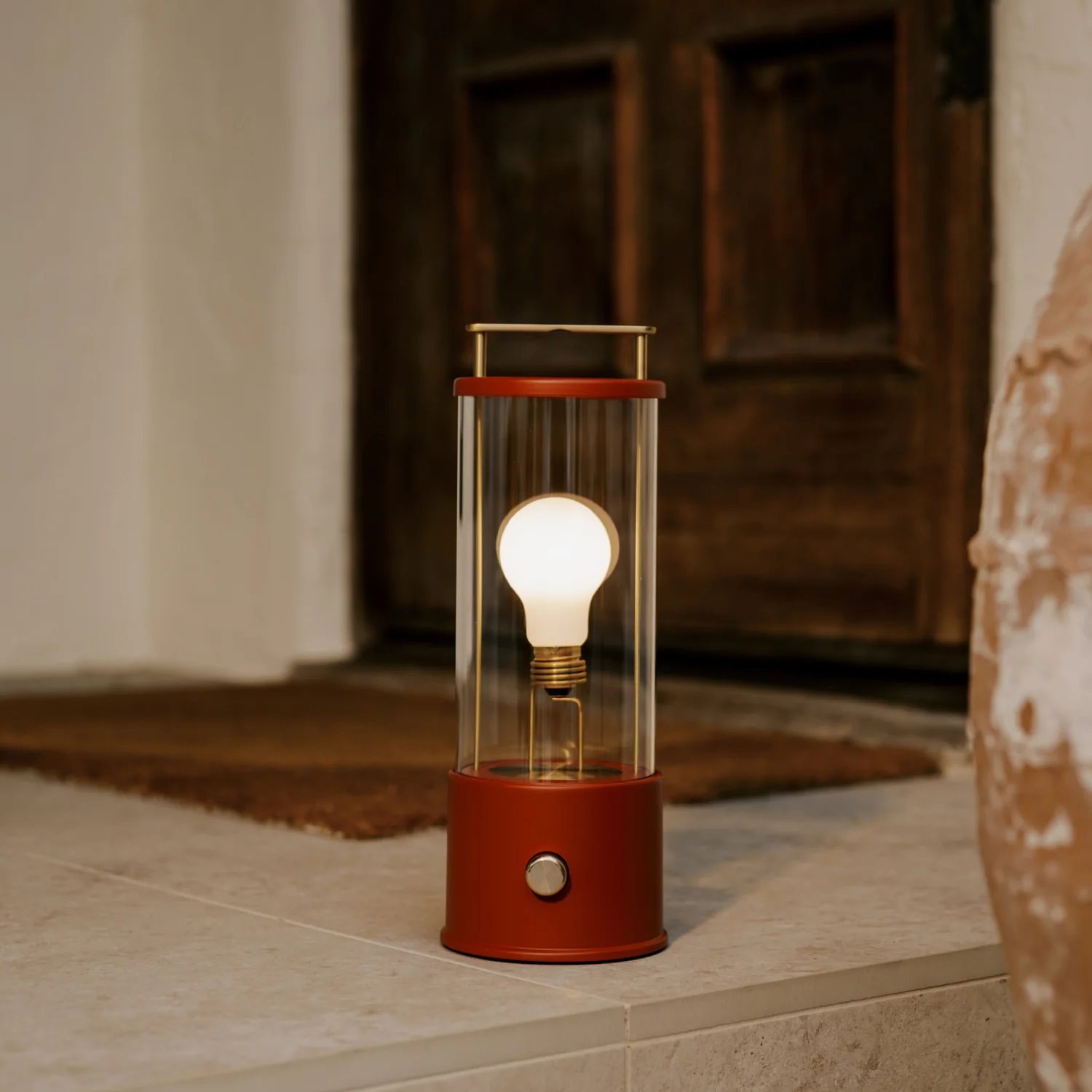 The Muse 2.0 Portable Lamp in Pomona Red - Image 4