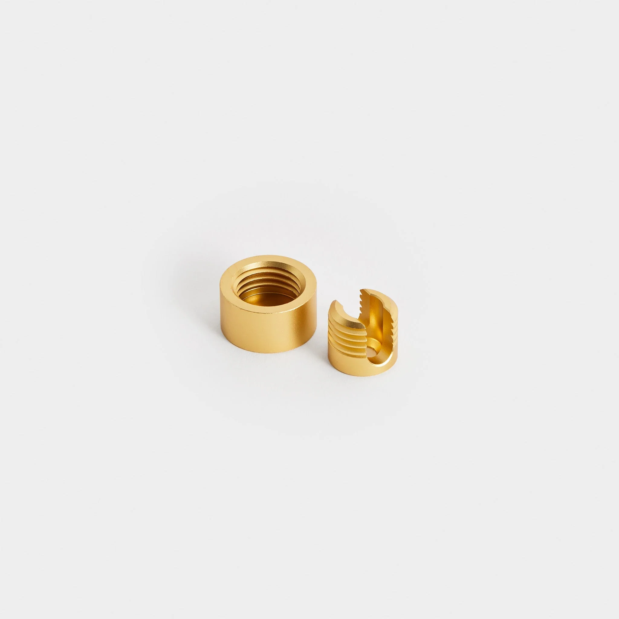 Voronoi II Plug-In Pendant in Brass - Image 8